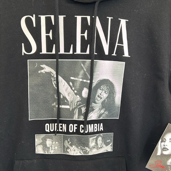 New with Tags Selena Queen of Cumbia Official Black Sweatshirt Hoodie Size Small - Picture 3 of 6